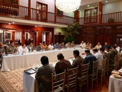 Presiden Republik Indonesia, Prabowo Subianto, Memanggil Sejumlah Anggota Kabinet Merah Putih ke Kediaman Pribadinya