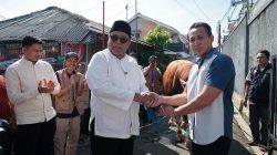 Wagub Rano Serahkan Sapi Kurban di RT Viral Kebayoran Baru