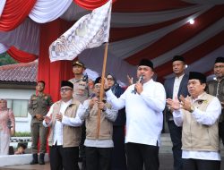 Dengan Mengucap Basmalah, Rudy Susmanto Lepas Jamaah Haji Kloter 24 Kabupaten Bogor Ke Tanah Suci
