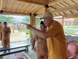 Bupati Bogor Rudy Susmanto Dialog Bersama Komunitas Budidaya Ikan di Ciseeng