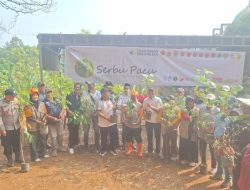 Pemdes Klapanunggal Gelar “Serbu Pacu”, Gerakan Seribu Pohon untuk Anak Cucu