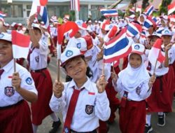 Keceriaan Pelajar Meriahkan Penyambutan Hangat Kunjungan PM Tailan di Jakarta
