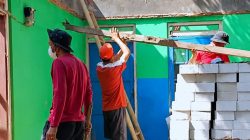 Pastikan Kades Bojong Nangka H.Amir Arsyad Dalam Tinjau Langsung Pembangunan Rutilahu Guna Manfaat bagi Warga